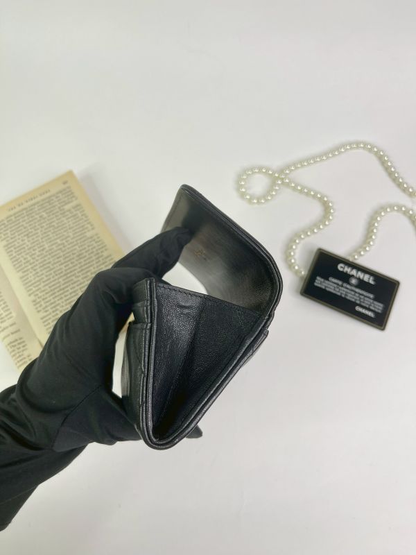 【分期0利率】CHANEL  19 中夾 【9成新】