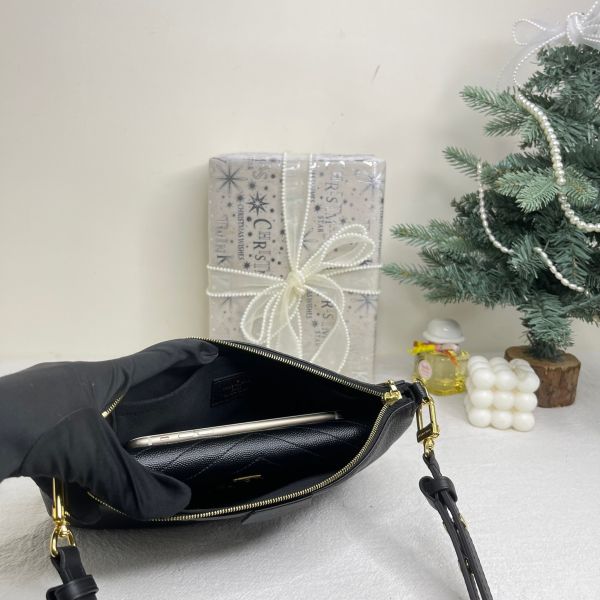 【12期0利率】LV  Multi Pochette【99成新】 