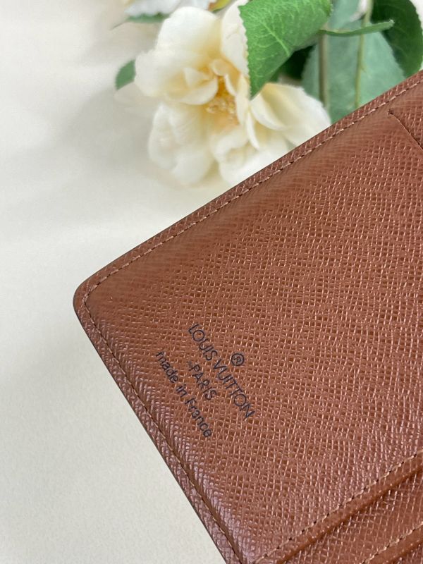 【分期0利率】LV VTG老花零錢蝴蝶扣中夾【85成新】 