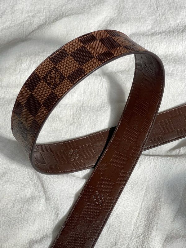 【分期0利率】LV 棋盤格雙面皮帶40MM【9成新】 