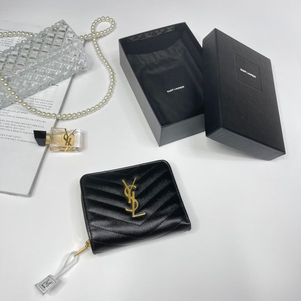 【分期0利率】YSL 粒面壓紋皮革扣式拉鍊短夾【95成新】 