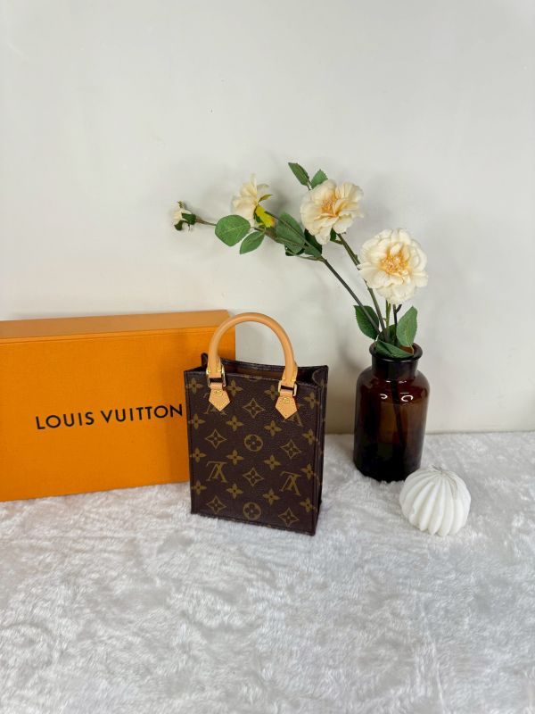 【分期0利率】LV Petit Sac Plat迷你琴譜包【95成新】 
