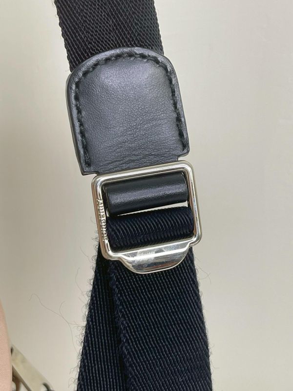 【9成新】BURBERRY THE RUCKSACK 黑LOGO 中號後背包 