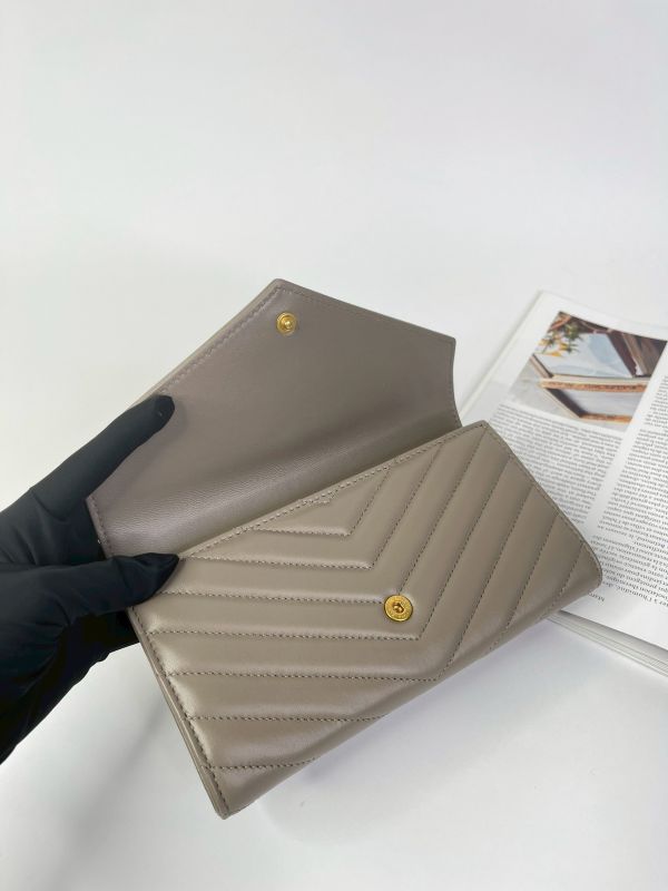 【95成新】YSL CASSANDRE小羊皮大信封長夾 