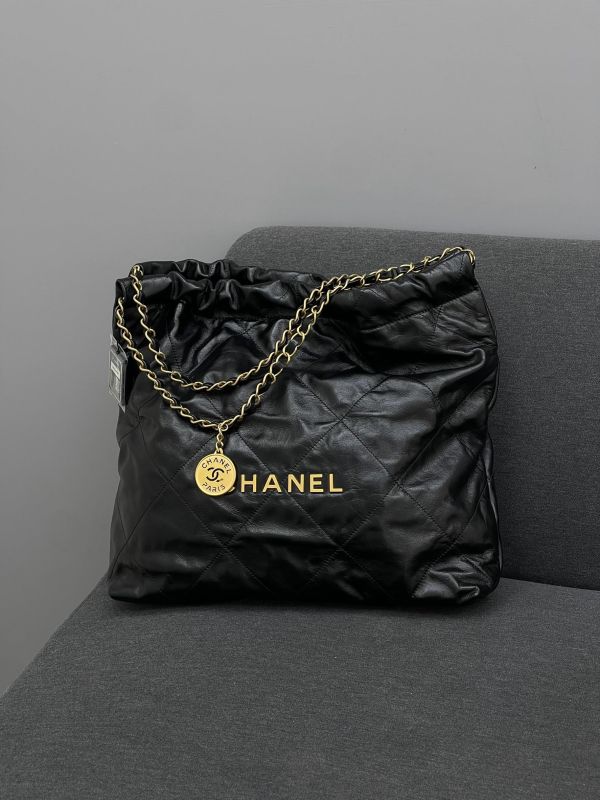【全新品】CHANEL 22BAG 中號 