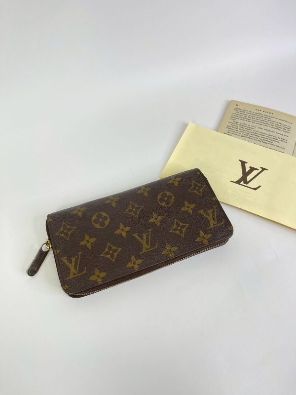 【85成新】LV ZIPPY Monmgram拉鏈長夾 紫紅色 