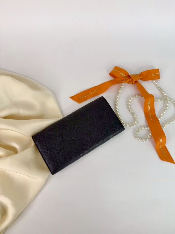 【分期0利率】LV Emilie 錢包【9成新】 