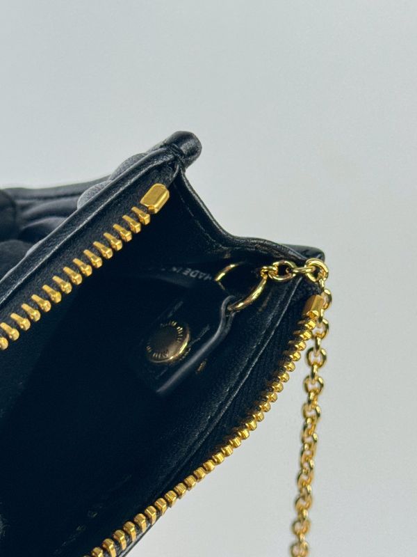 【95成新】MIUMIU Matelassé帕皮皮革卡片套 