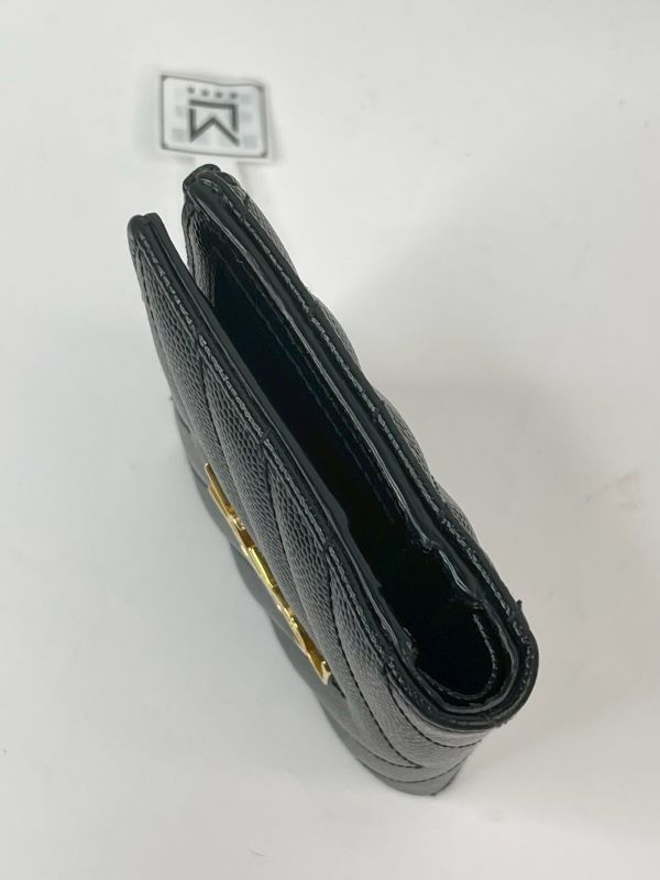 【分期0利率】YSL monogram粒面壓紋皮革兩摺錢包【9成新】 