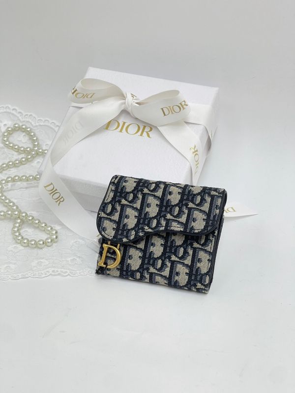【閒置新品】DIOR SADDLE LOTUS 老花三折短夾 