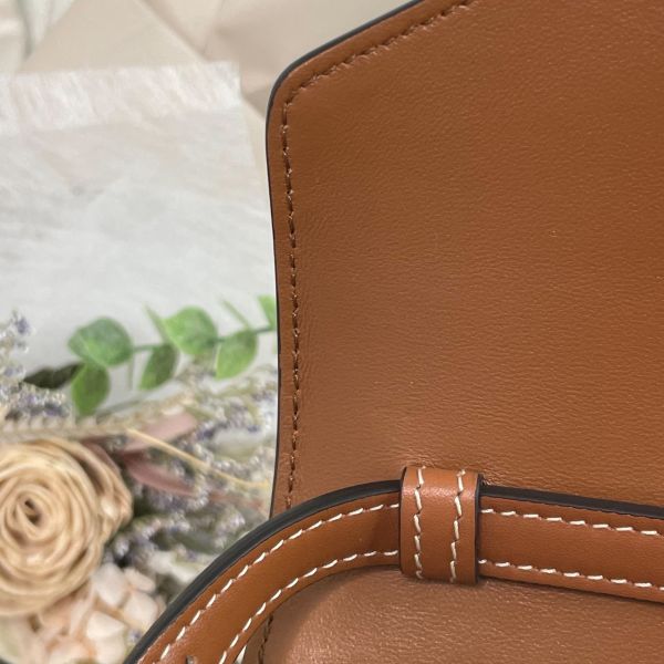 【12期0利率】CELINE 白老花 ENVELOPPE 手袋 【9.9成新】 