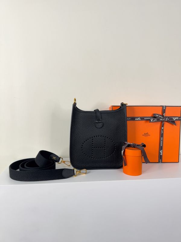 【分期0利率】HERMES Evelyne mini 黑色【未使用閒置品】 