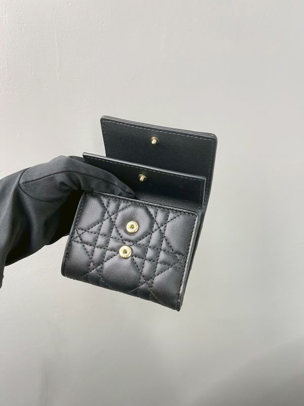 【分期0利率】DIOR Lady Dior Lotus 羊皮短夾【全新品】 