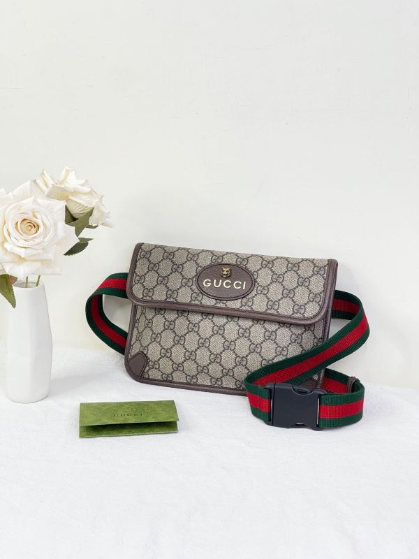 【99成新】GUCCI Supreme虎頭胸包 