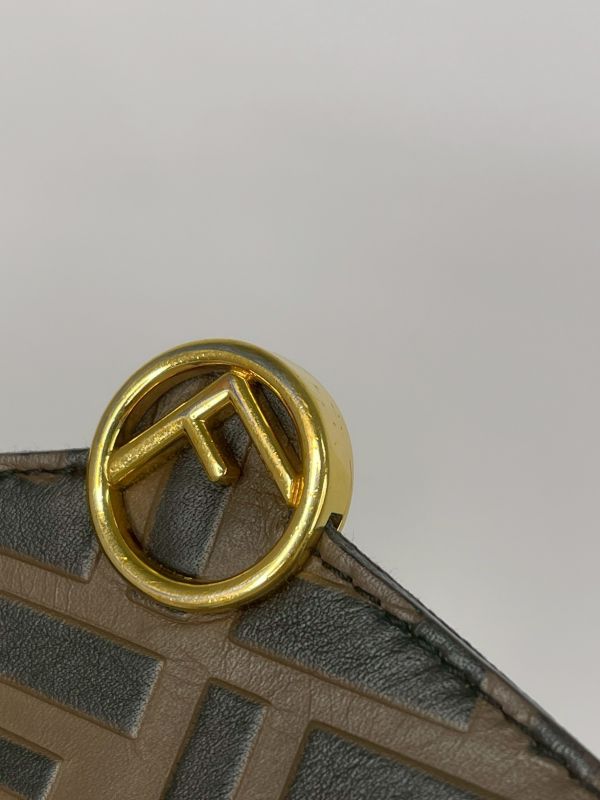 【分期0利率】FENDI F IS FENDI三合一WOC【9成新】 