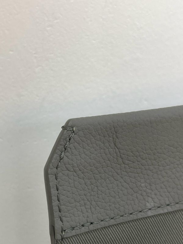 【95成新】LV 小型翻蓋郵差包 