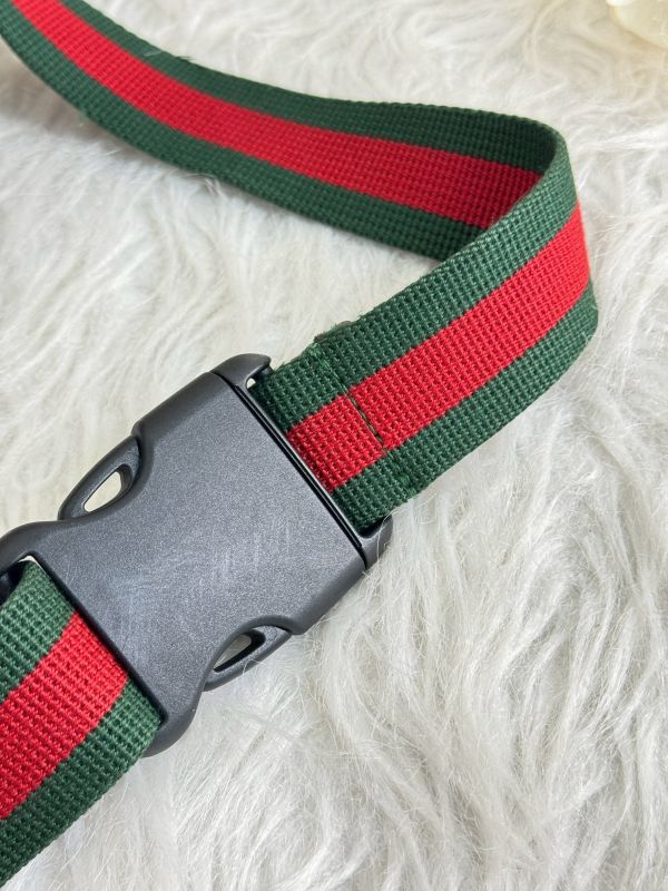 【直播加購只要1元】GUCCI Supreme虎頭胸包 【內裡泛黃】 