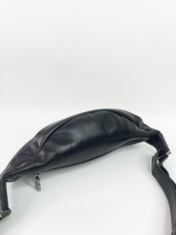 【9成新】LV 皮革背帶黑老花腰包 