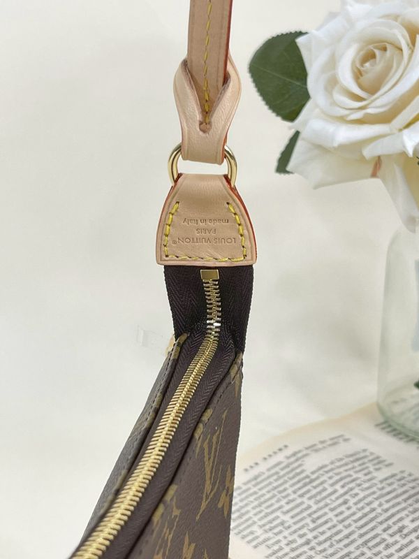 【分期0利率】LV Pochette Accessoires 大麻將包【全新品】