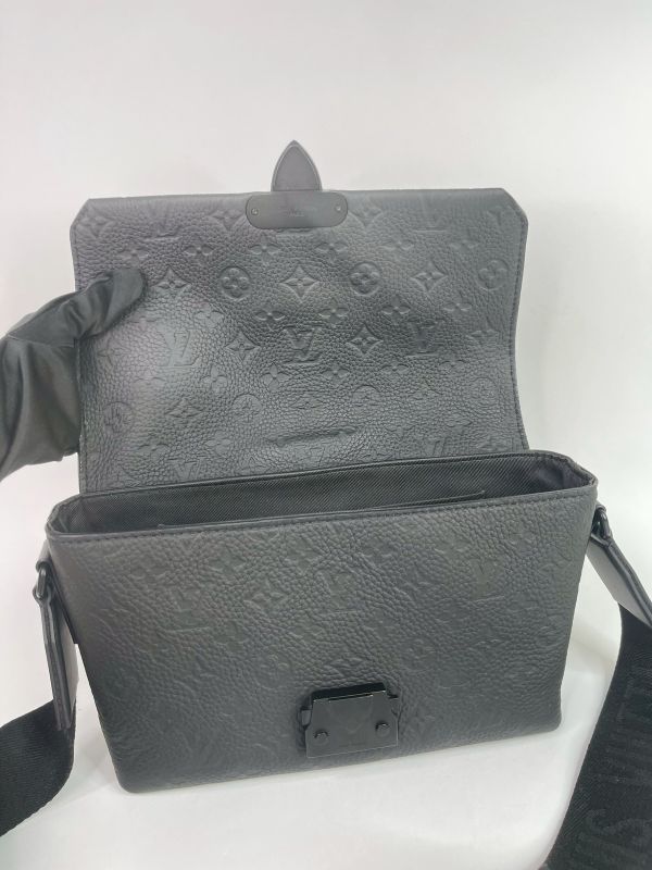 【95成新】LV S-Cape皮革壓紋郵差包 