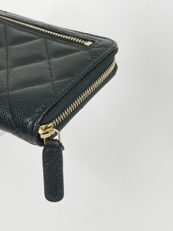 【全新品】CHANEL 魚子醬拉鍊對開短夾 