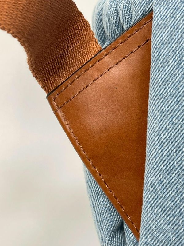 【95成新】CHLOE 牛仔後背包 