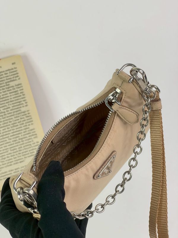 【分期0利率】PRADA re-edition 迷你腋下包【95成新】 