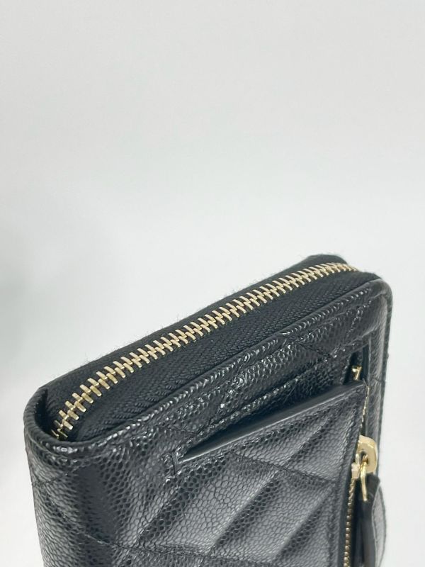【全新品】CHANEL 魚子醬拉鍊對開短夾 