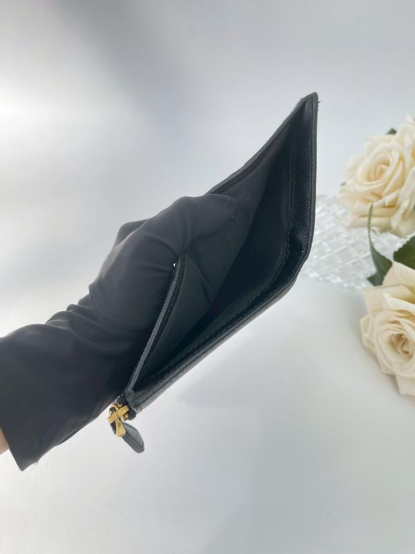 【95成新】PRADA SAFFIANO 對折短夾 