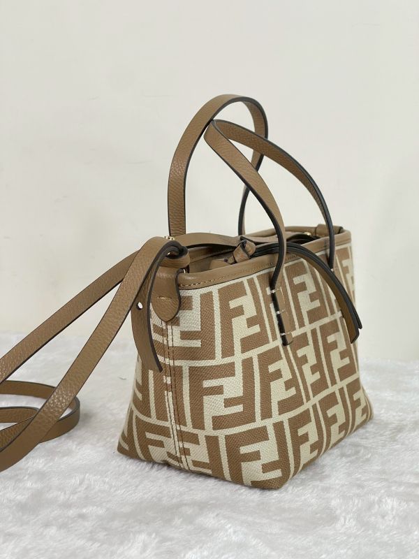 【95成新】FENDI 迷你款式Roll 