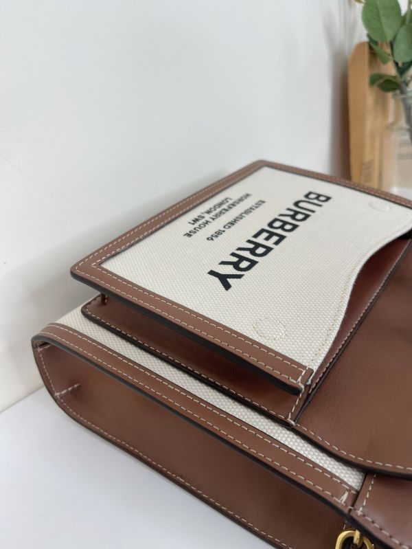 【分期0利率】BURBERRY 帆布拼皮革口袋包【未使用閒置品】 