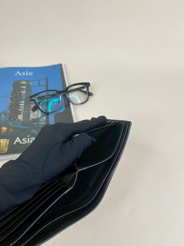 【分期0利率】FENDI 雙色拼接8卡短夾 【9成新】 