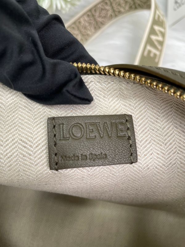 送市值23000背帶【9.5成新】【12期0利率】Mini Hammock Hobo bag in classic calfskin 