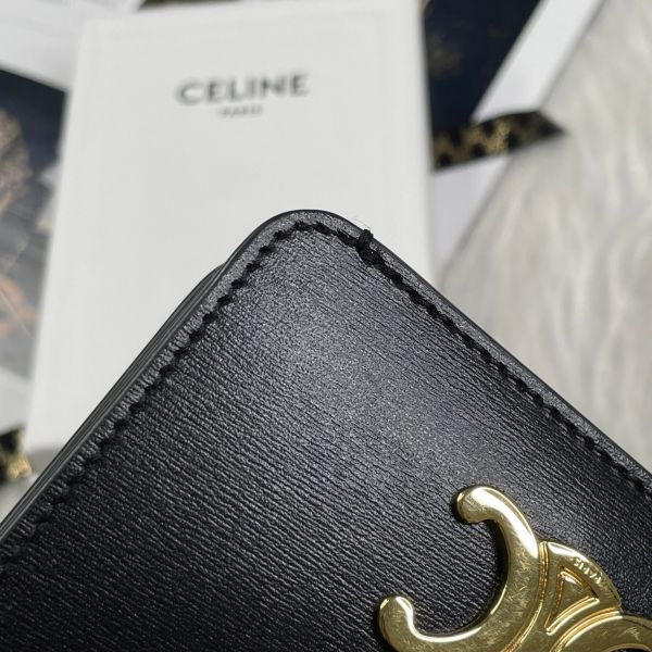 【12 期0利率】CELINE二手TRIOMPHE COMPACT 凱旋門對折短夾【99成新】 