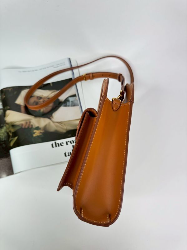 【分期0利率】BURBERRY 帆布拼皮革口袋包【99成新】 