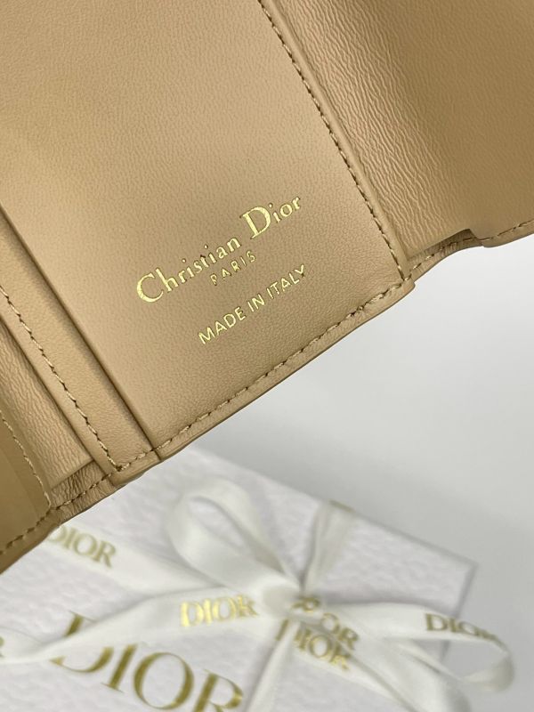 【分期0利率】DIOR 30 Montaigne Veronia 短夾【未使用閒置品】 