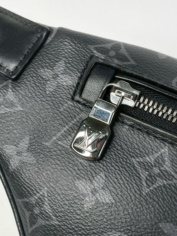 【95成新】LV Discovery PM 腰包 