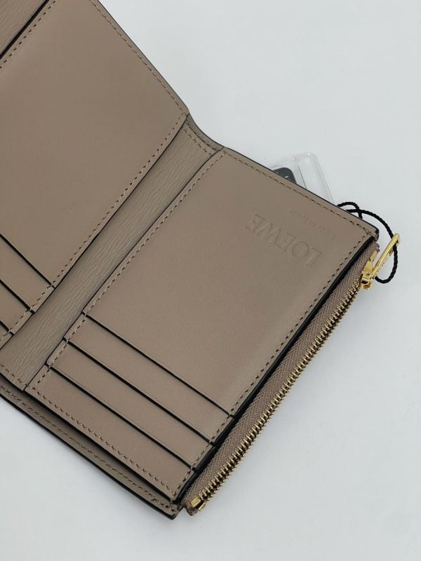 【99成新】LOEWE 粒面小牛皮小號豎款皮夾 