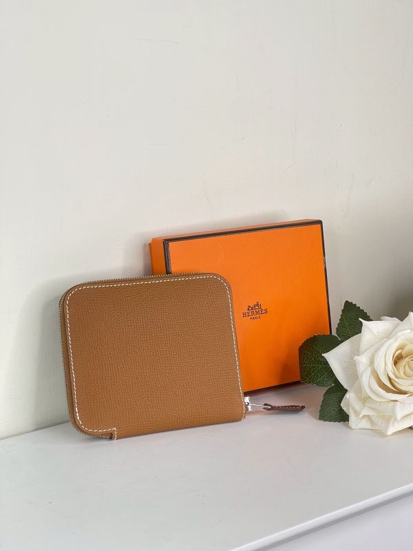 【分期0利率】HERMES 絲巾短夾 金棕色【未使用閒置品】