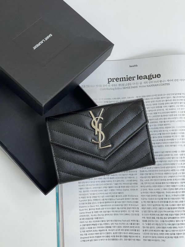 【99成新】YSL 粒面壓紋小型信封錢包 