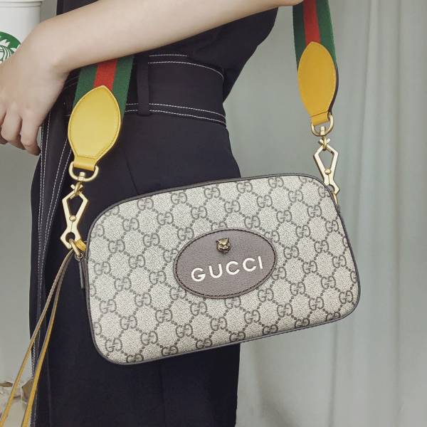 【12期0利率】GUCCI GG Superme 老虎LOGO綠紅色織帶帆布相機包 