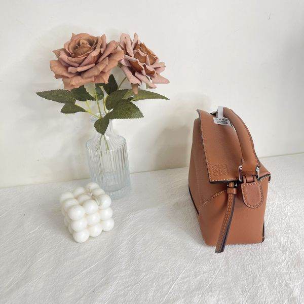 【12期0利率】LOEWE MINI  PUZZLE 焦糖色【24年台灣購證】【99成新】 