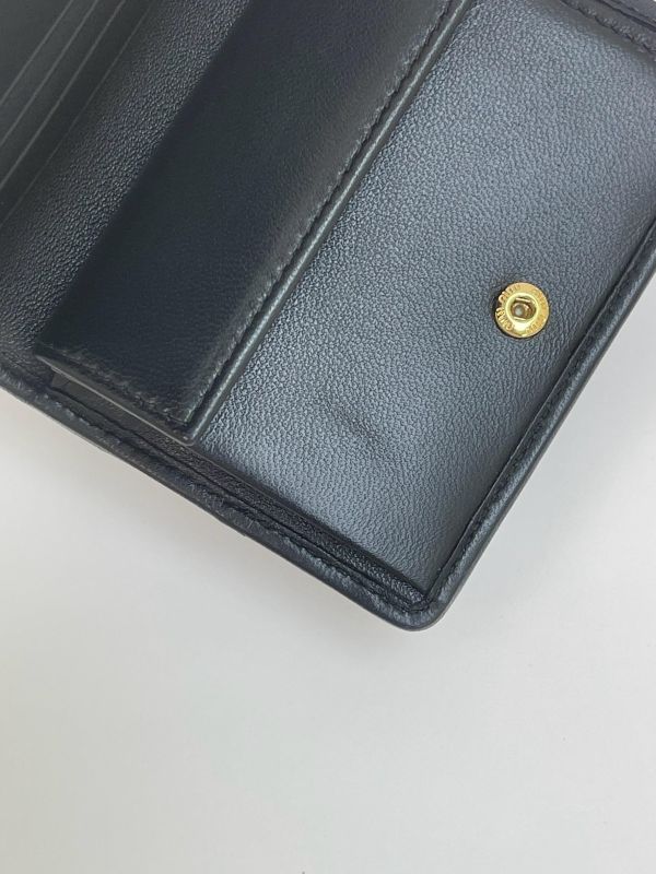 【全新品】MIUMIU Matelassé 對開短夾 