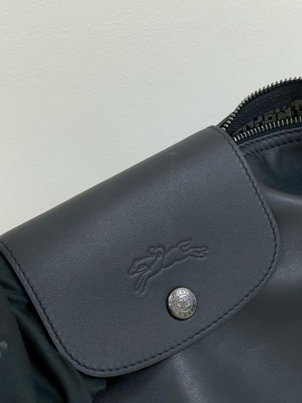 【99成新】LONGCHAMP Le Pliage Xtra 半月形單肩包 M 