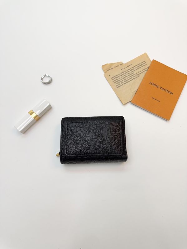 【85成新】LV Clea 短夾 