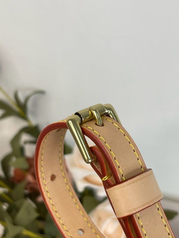 【分期0利率】CELINE TRIOMPHE 印花標誌小號收納袋【未使用閒置品】 