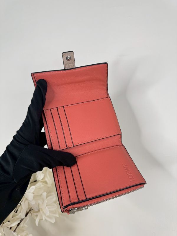 【分期0利率】LOEWE 粒面小牛皮小號豎款錢包【95成新】 