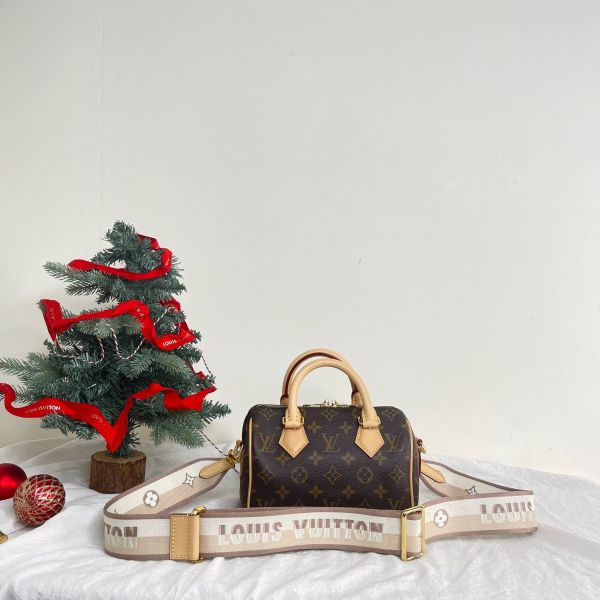 【12期0利率】LV SPEEDY 20 奶茶色【23年2月巴黎購證】【9成新】 