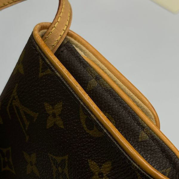 【分期0利率】LV POCHETTE TWIN GM 肩背包【9成新】 