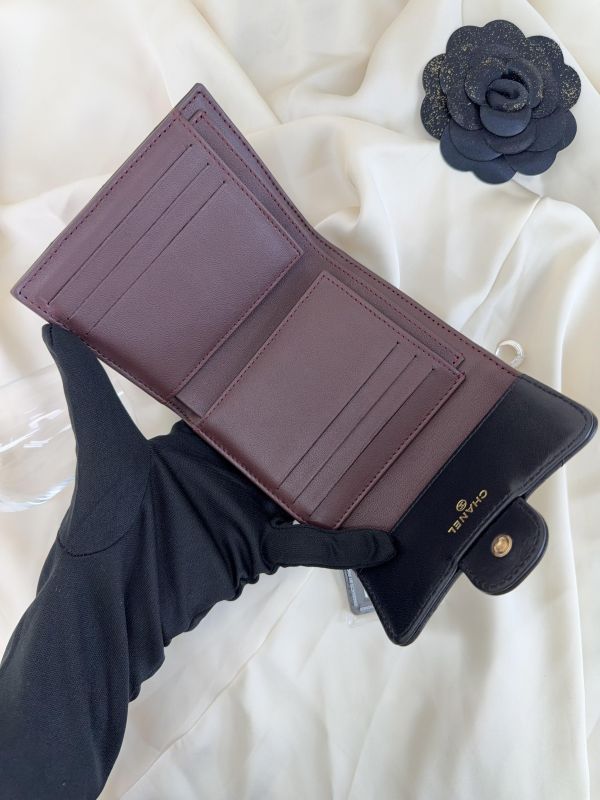 【99成新】CHANEL COCO 背面拉鍊三折短夾 